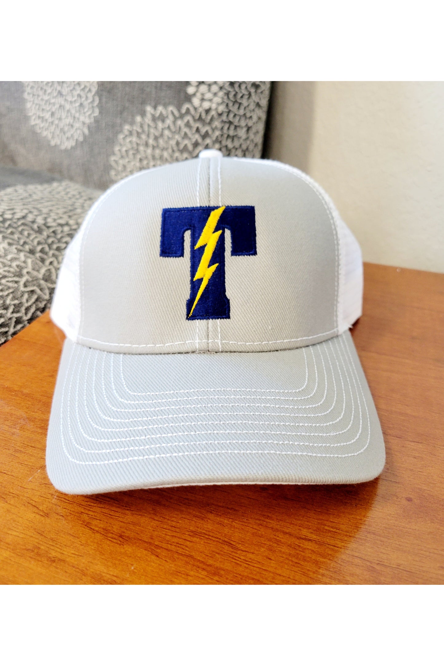 Titans "T" Mesh Back Hat