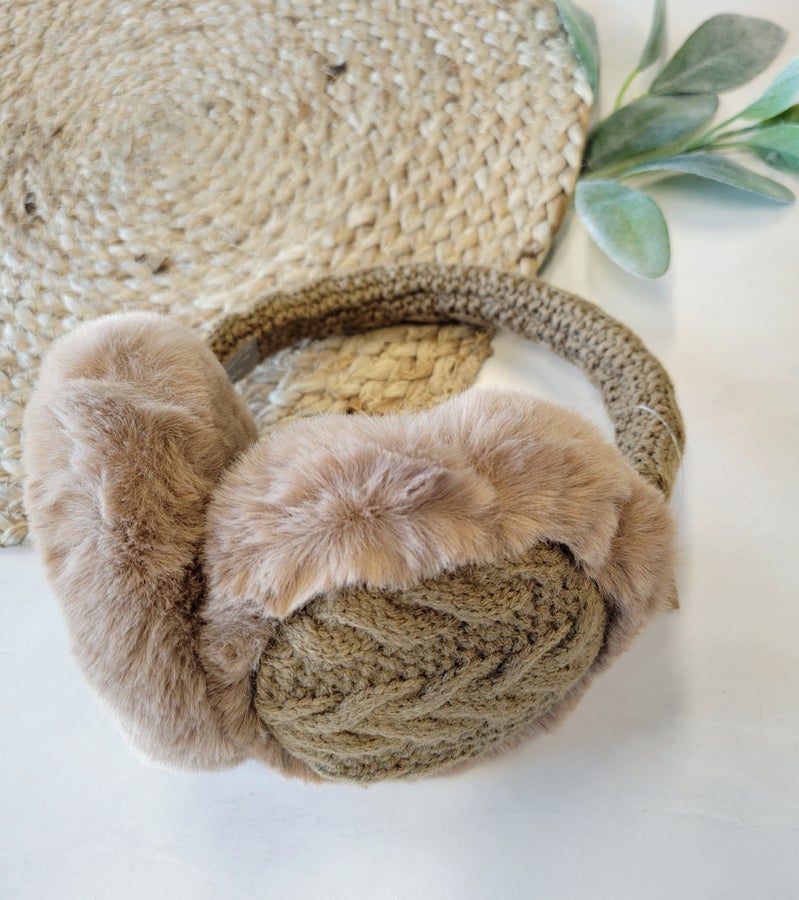 Cable Knit Fur Earmuff