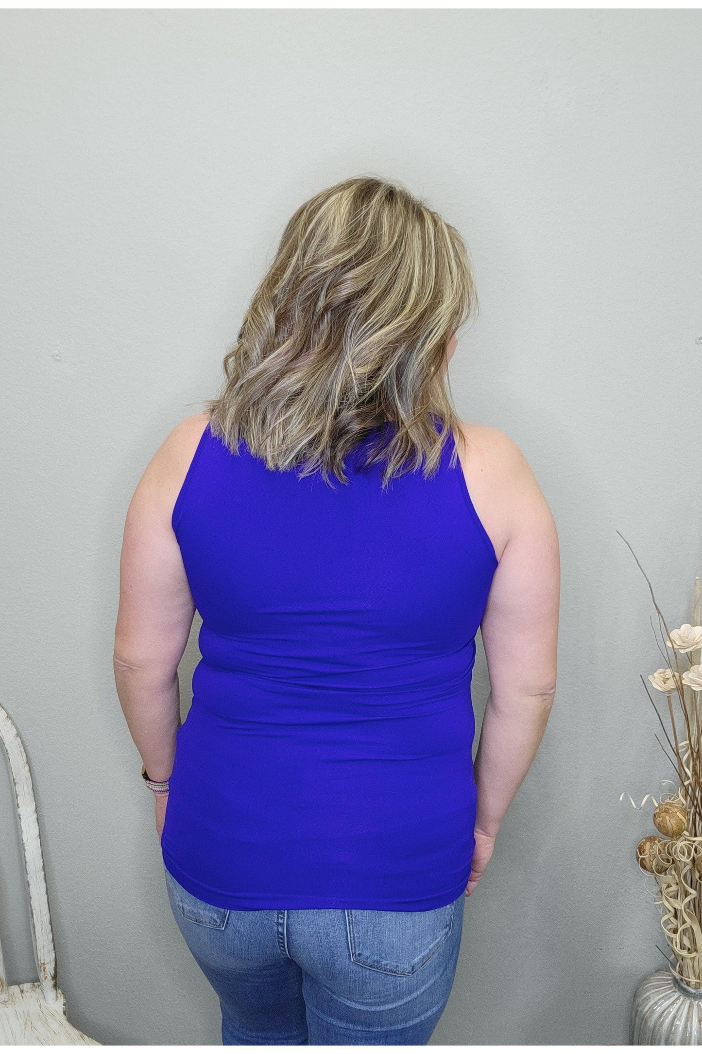 Seamless Scoop Neck Tank