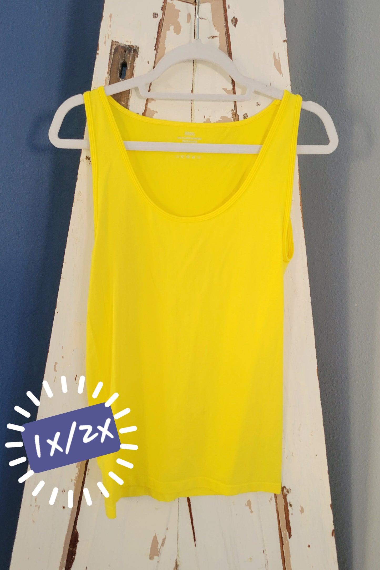 Seamless Scoop Neck Tank