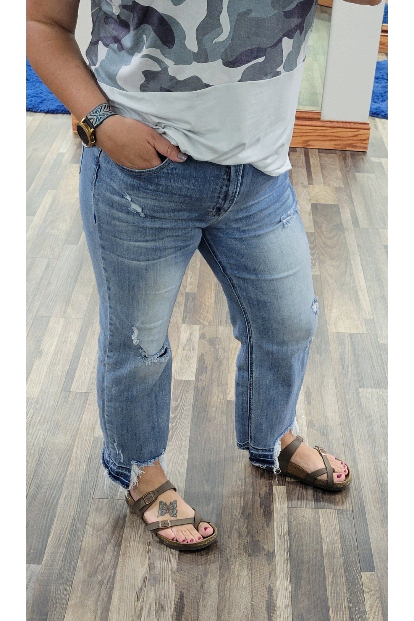 Risen High Rise Crop Straight Leg Jeans